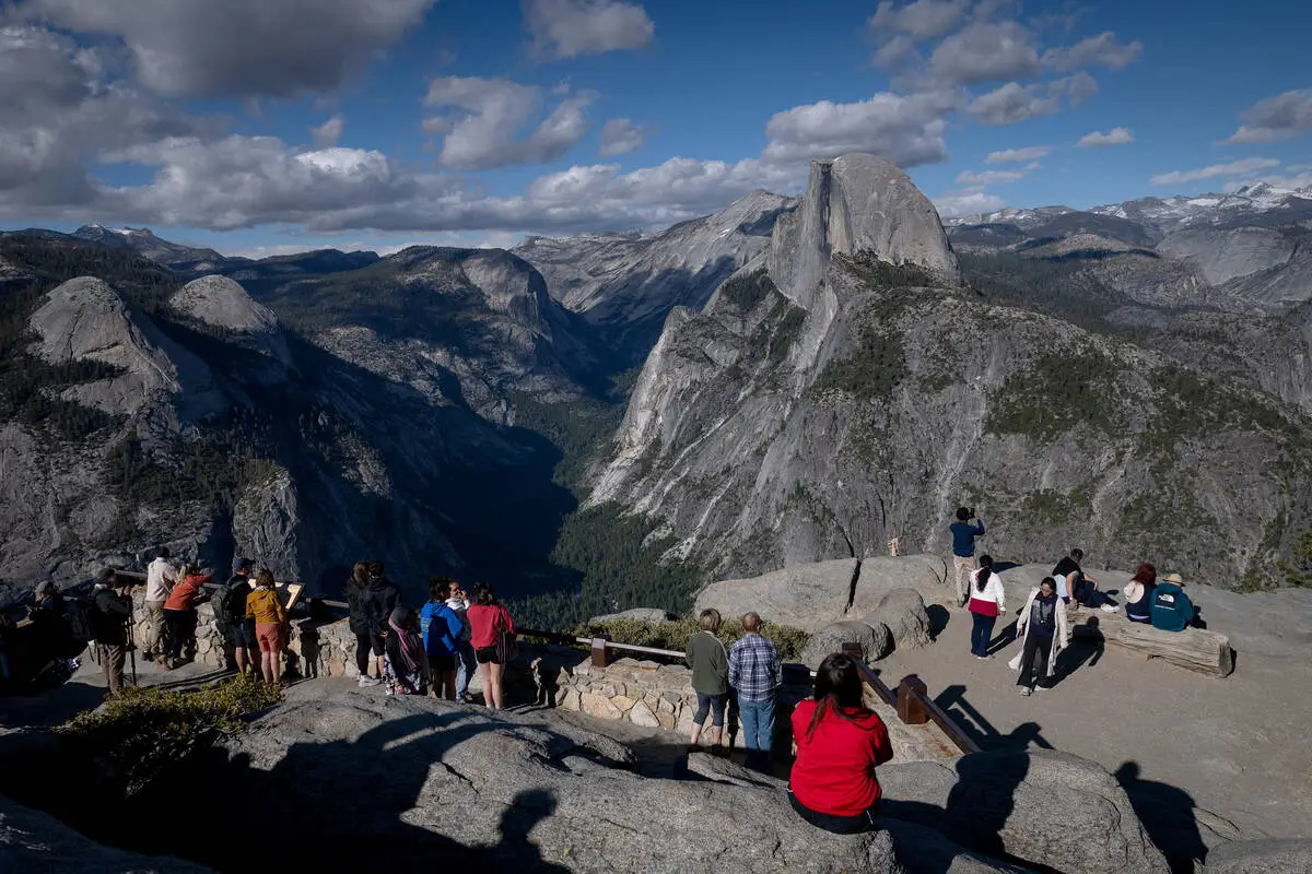 Trump officials seek to transfer Yosemite land to private developer, report says