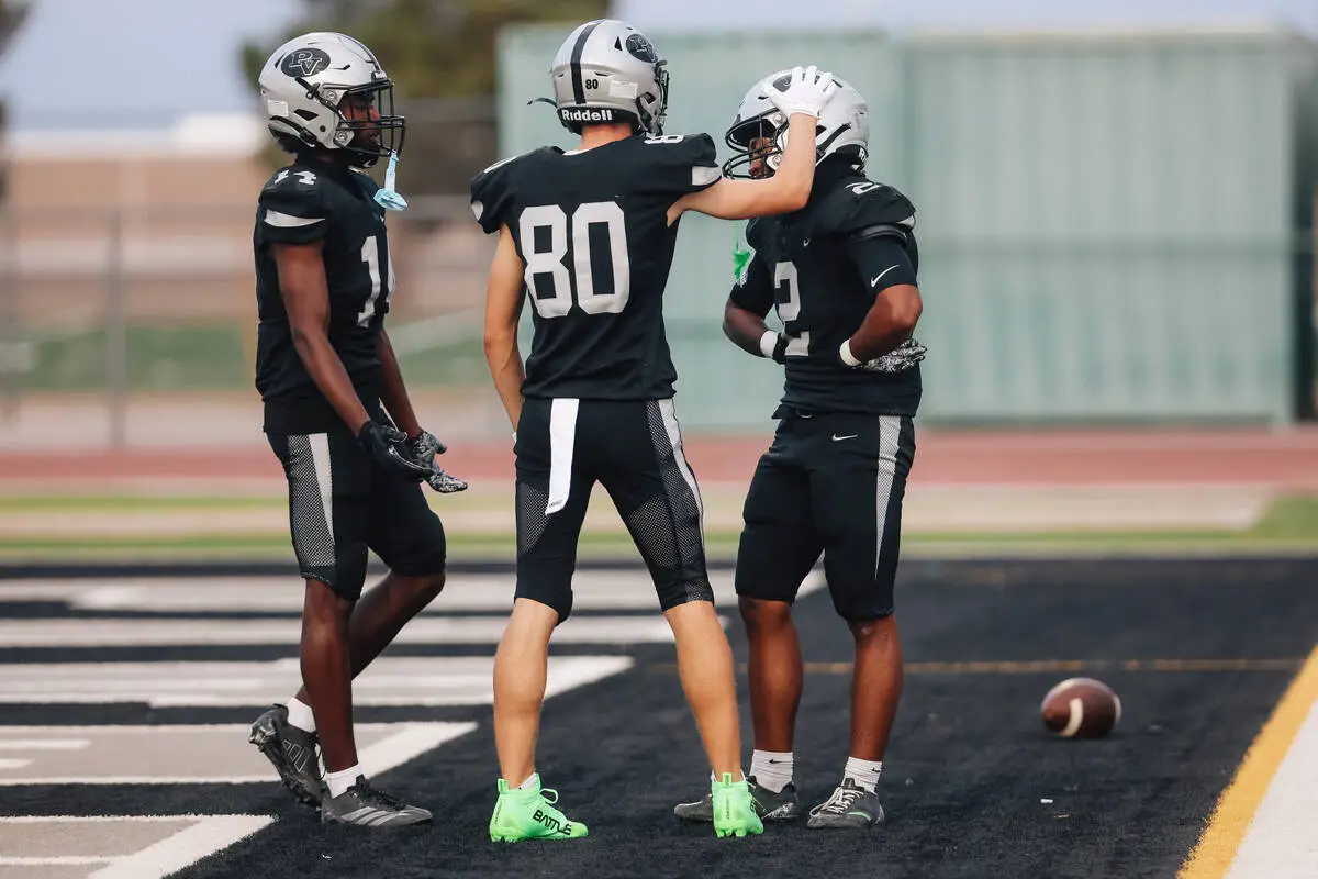 Nevada football, soccer and girls volleyball scores, top performances from Friday