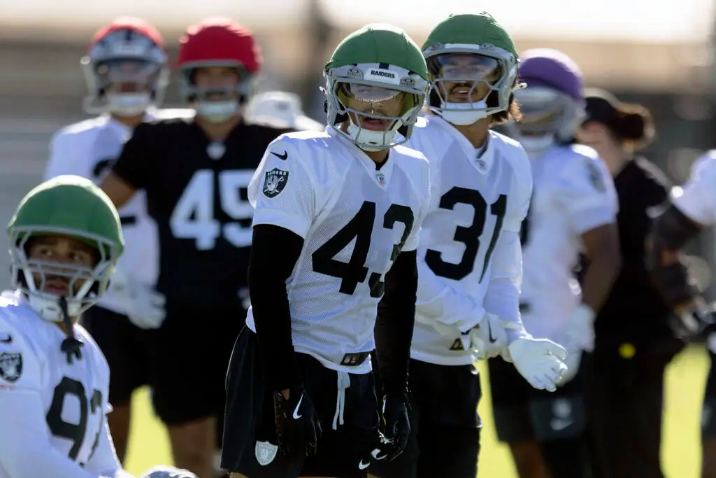 Hill: Raiders’ season has to be about developing more than just a young QB