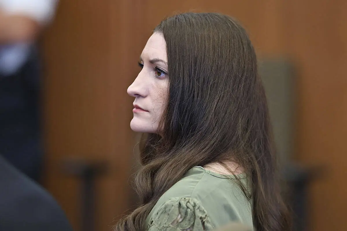 Judge in Lindsay Clancy case says he’ll declare a mistrial, then gives defense 1 hour to appeal