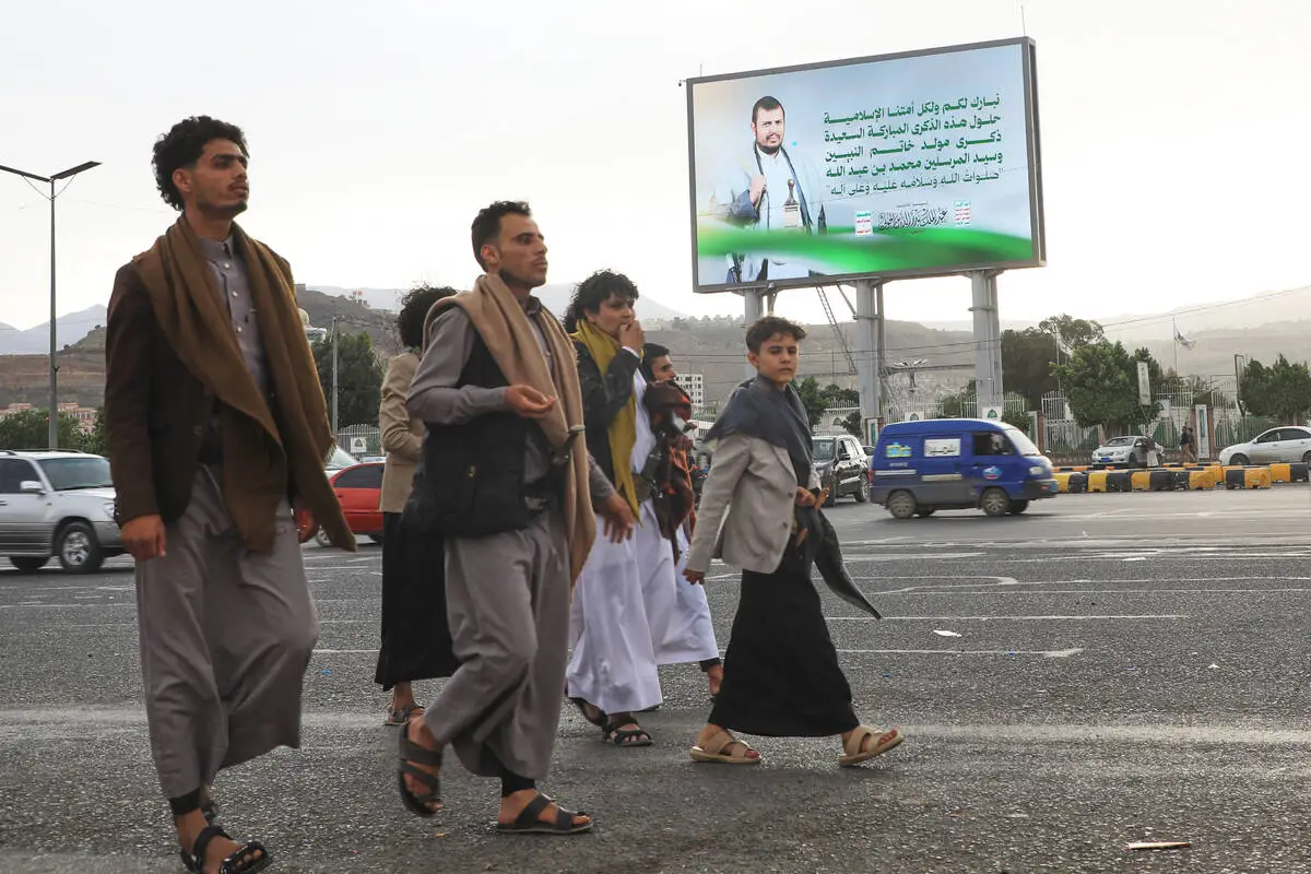 Houthi strikes set fire to Saudi oil sites and wound 73