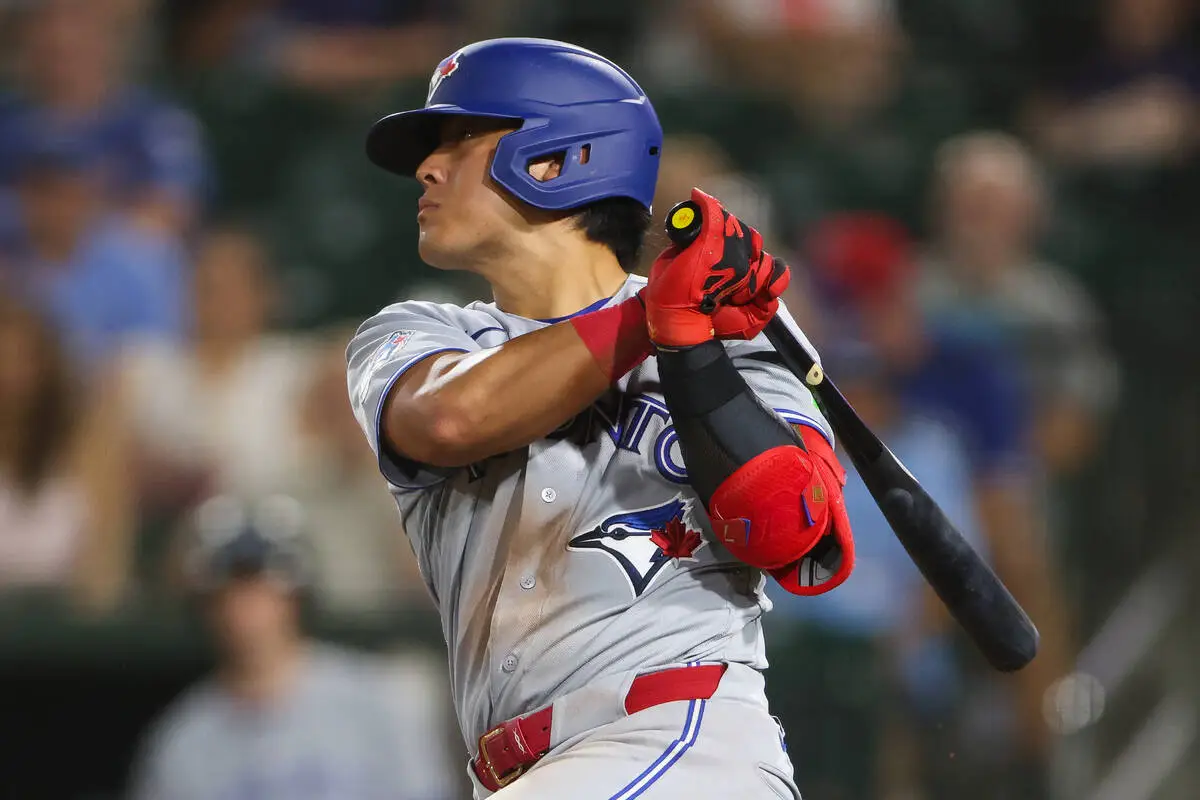 Okamoto and Smith hit homers to help Blue Jays down Athletics 4-2