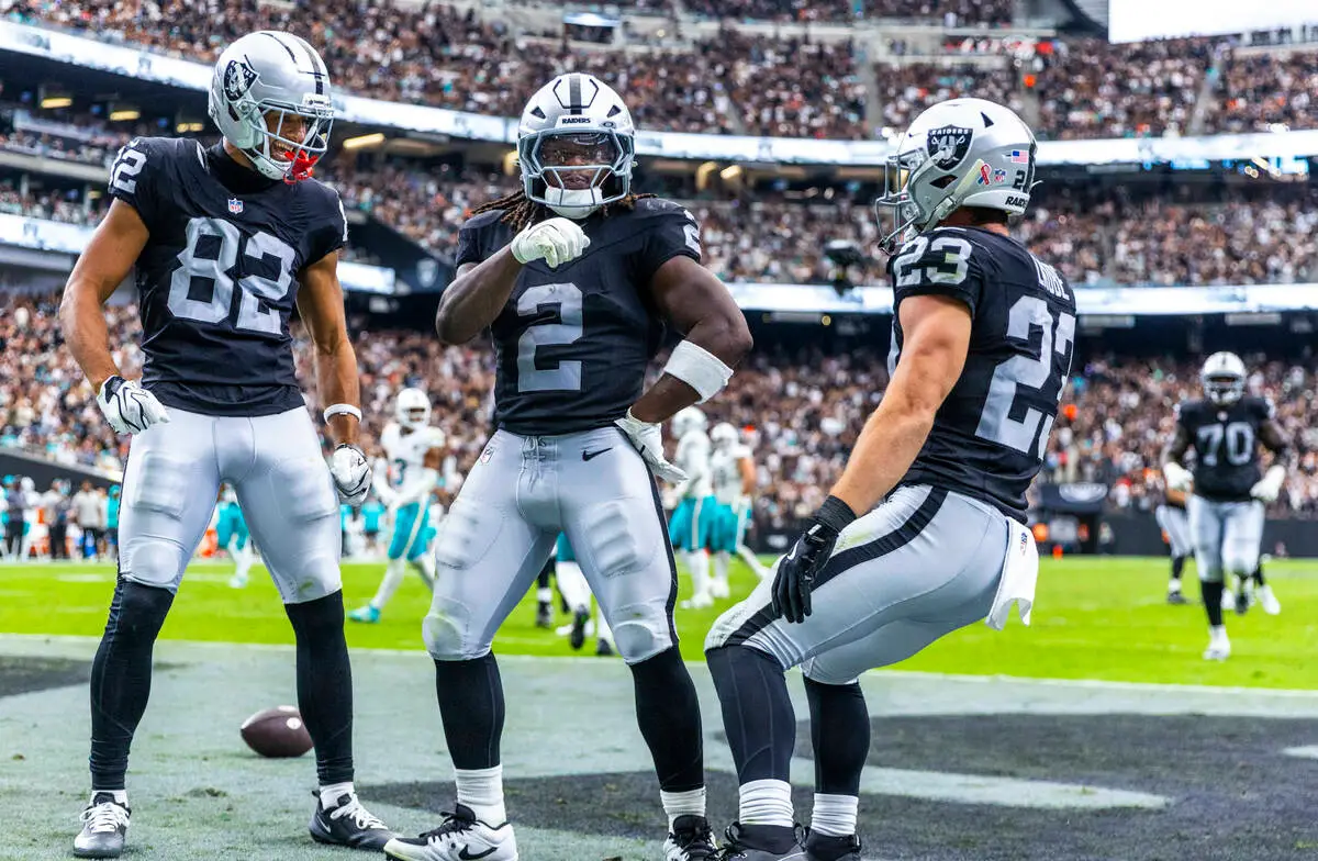 Kirk Cousins, Ashton Jeanty push Raiders past Dolphins for Week 1 win