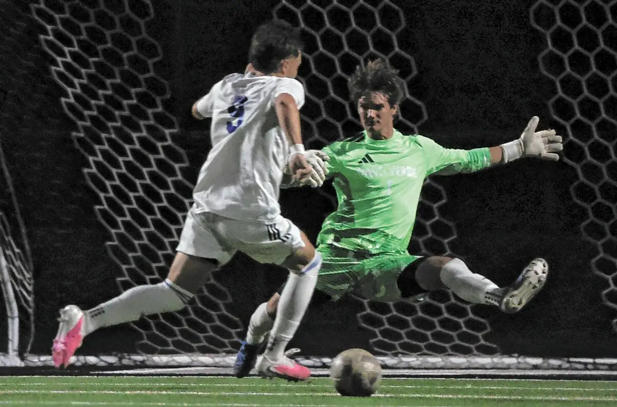 No. 6 Palo Verde edges No. 10 Sierra Vista in 5A boys soccer — PHOTOS