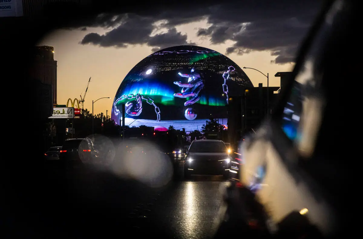 Lyft gets exclusive pickup zone as Sphere’s rideshare partner