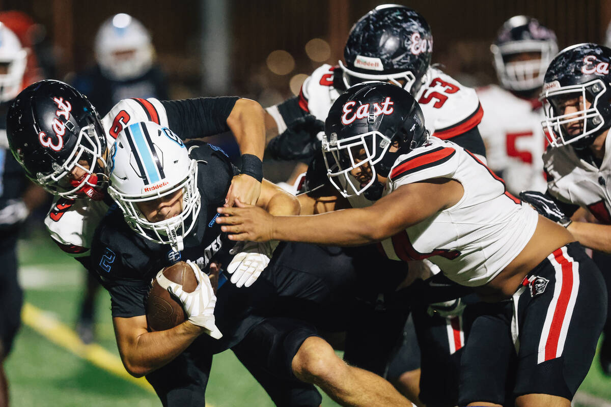 No. 5 Mater East football outlasts No. 3 Sloan Canyon with final play stop