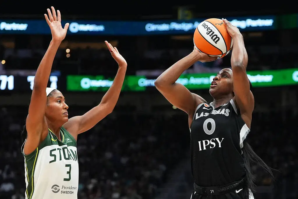Jackie Young scores 35 as Aces cruise past Storm, extend win streak to four