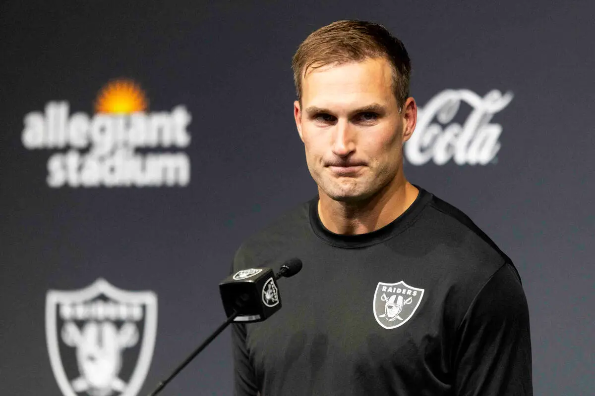 Raiders coach, quarterback discuss Sunday’s game against Saints — WATCH LIVE