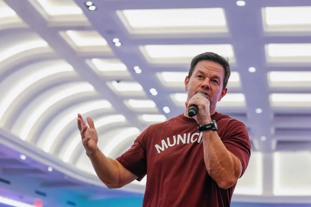 Mark Wahlberg helps Summerlin-area casino celebrate major transformation