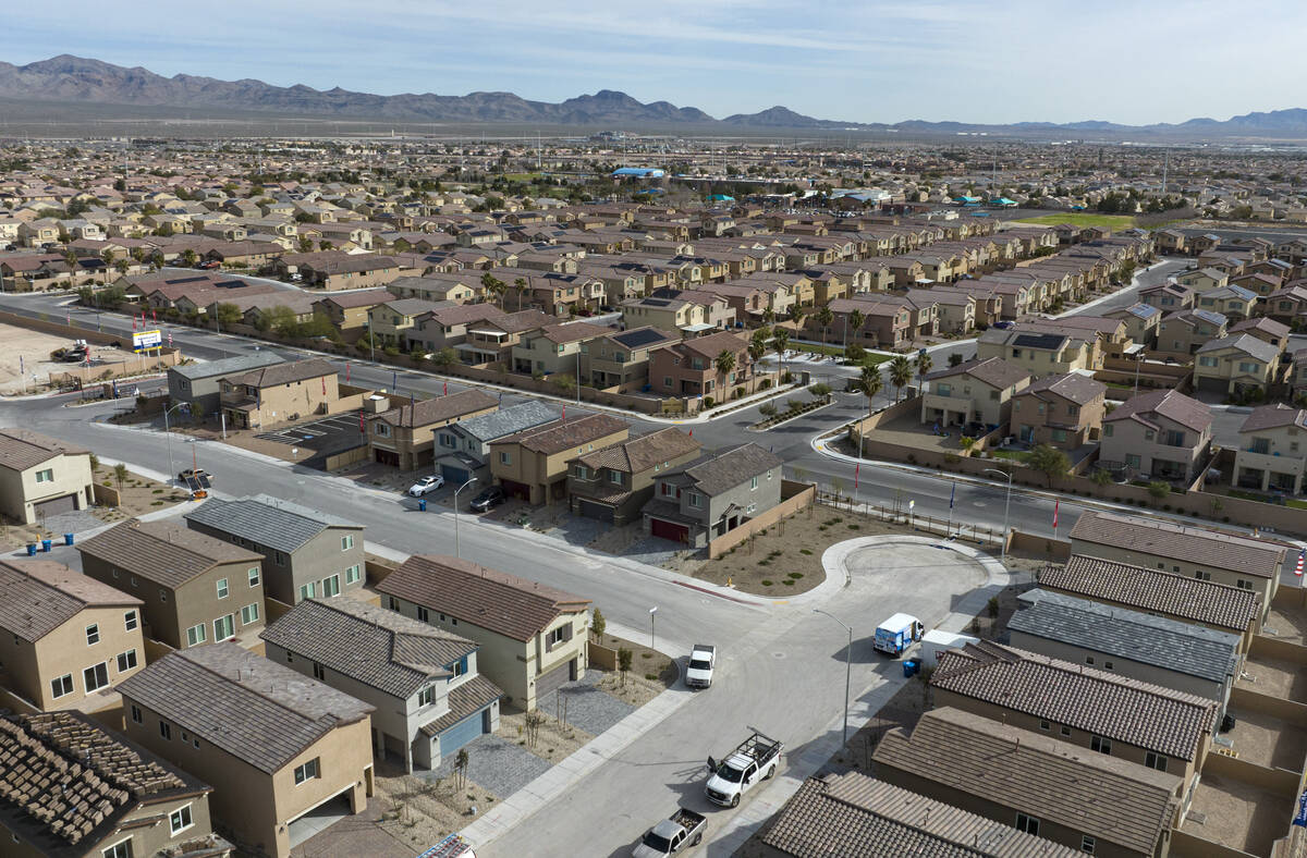Las Vegas-area home listings top 10,000 for first time in more than a decade