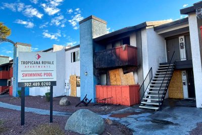 Person dies in apartment fire near Las Vegas airport