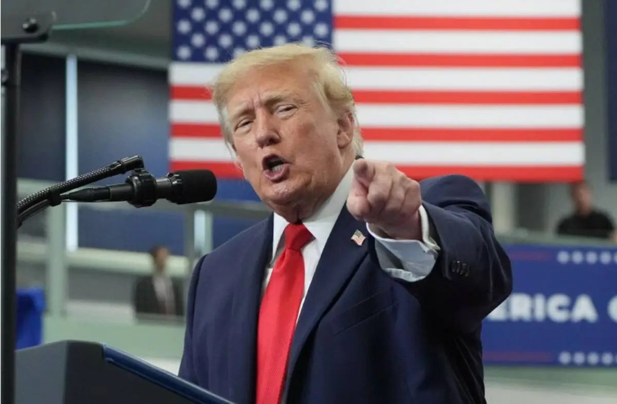 Trump makes unusual stop in Alaska; heads to Las Vegas, Arizona next