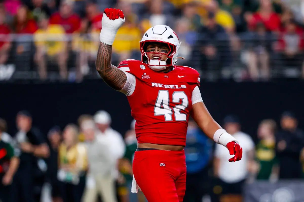 UNLV’s Andre Porter is building his own legacy while following father’s footsteps