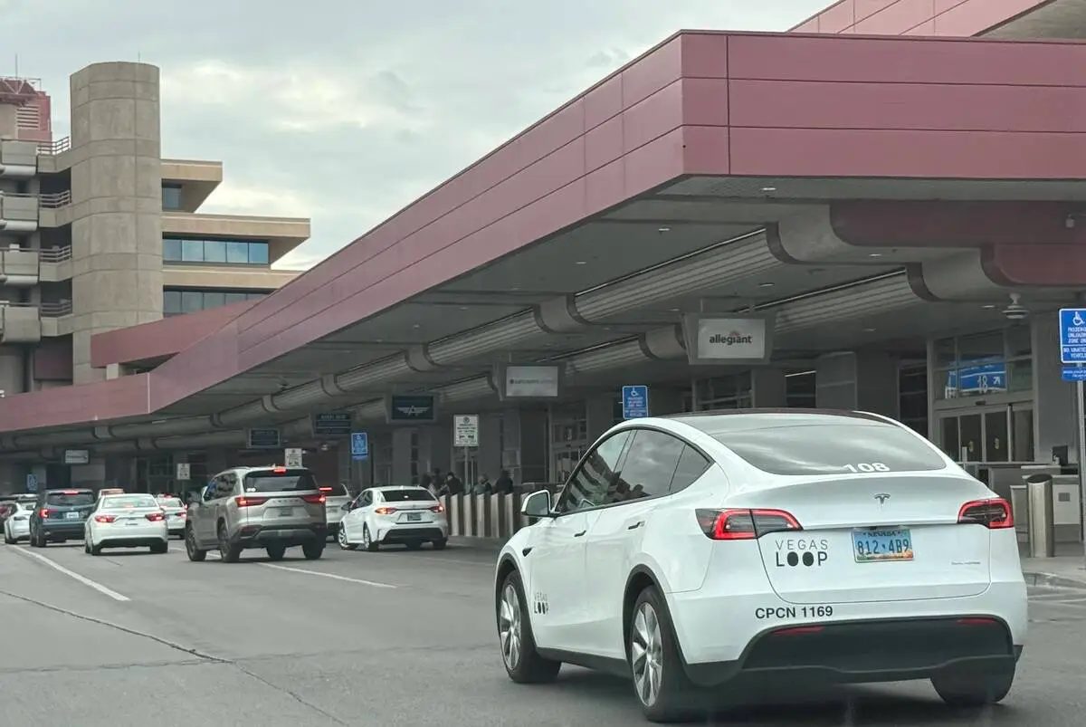 Vegas Loop Paradise extension still set to open for Grand Prix